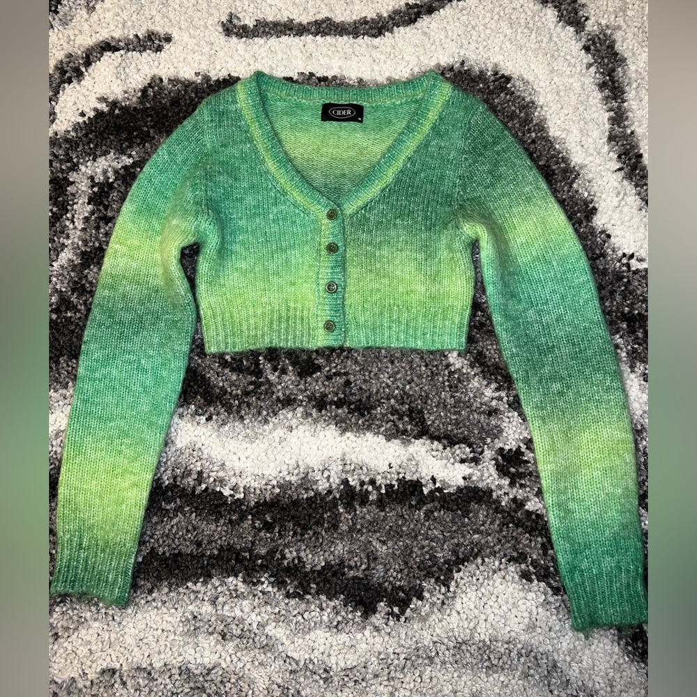 Cider Gradient Green Button Up Knitted Cropped Cardigan